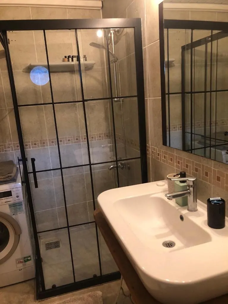 Antalya Kaleici Muestakil Kisiye Oezel Bahceli Muestakil Villa 0*,